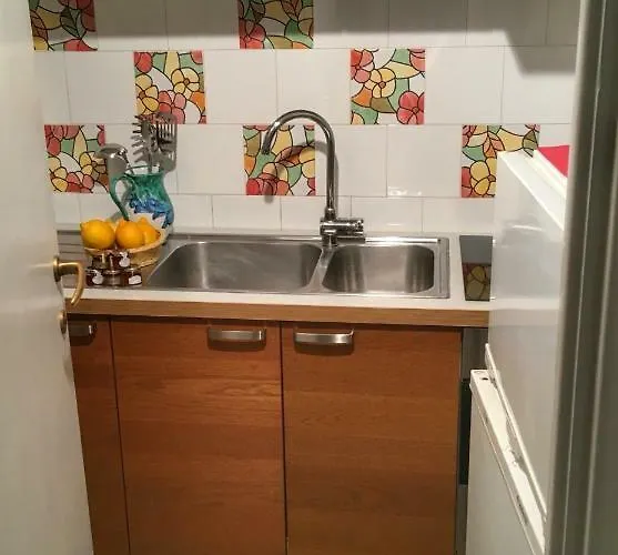 Eden فندق مبيت وإفطار 3*