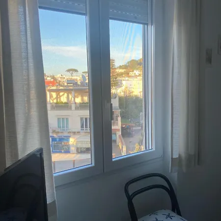 Eden Bed and Breakfast 3*