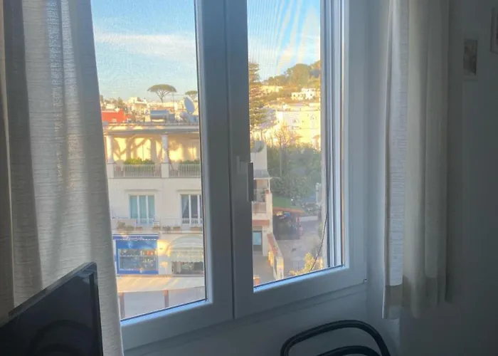 Eden Bed & Breakfast 3*